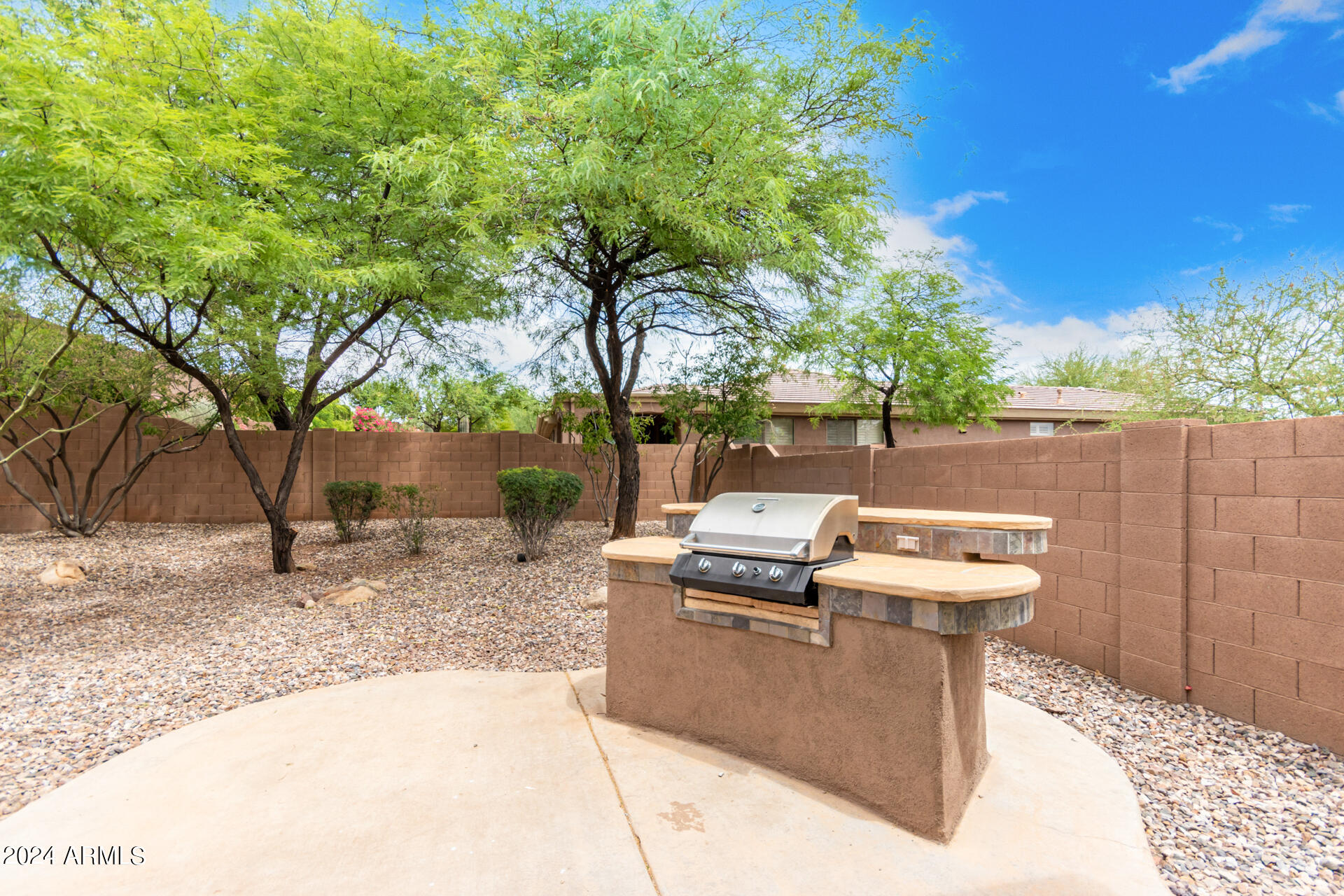 41511 N MILL CREEK Way