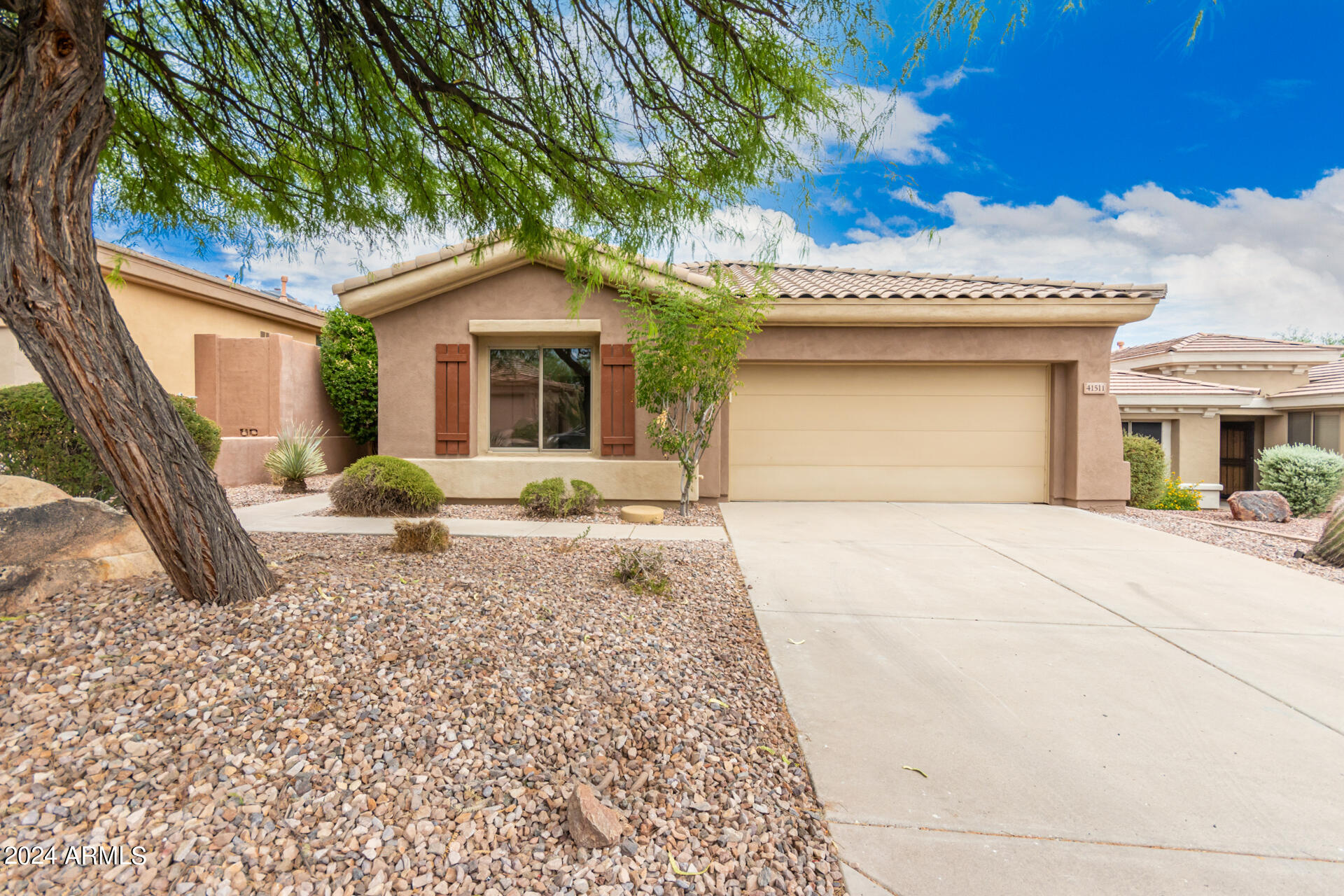 41511 N MILL CREEK Way