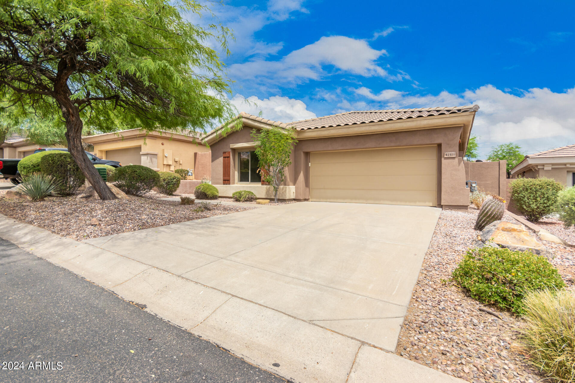 41511 N MILL CREEK Way