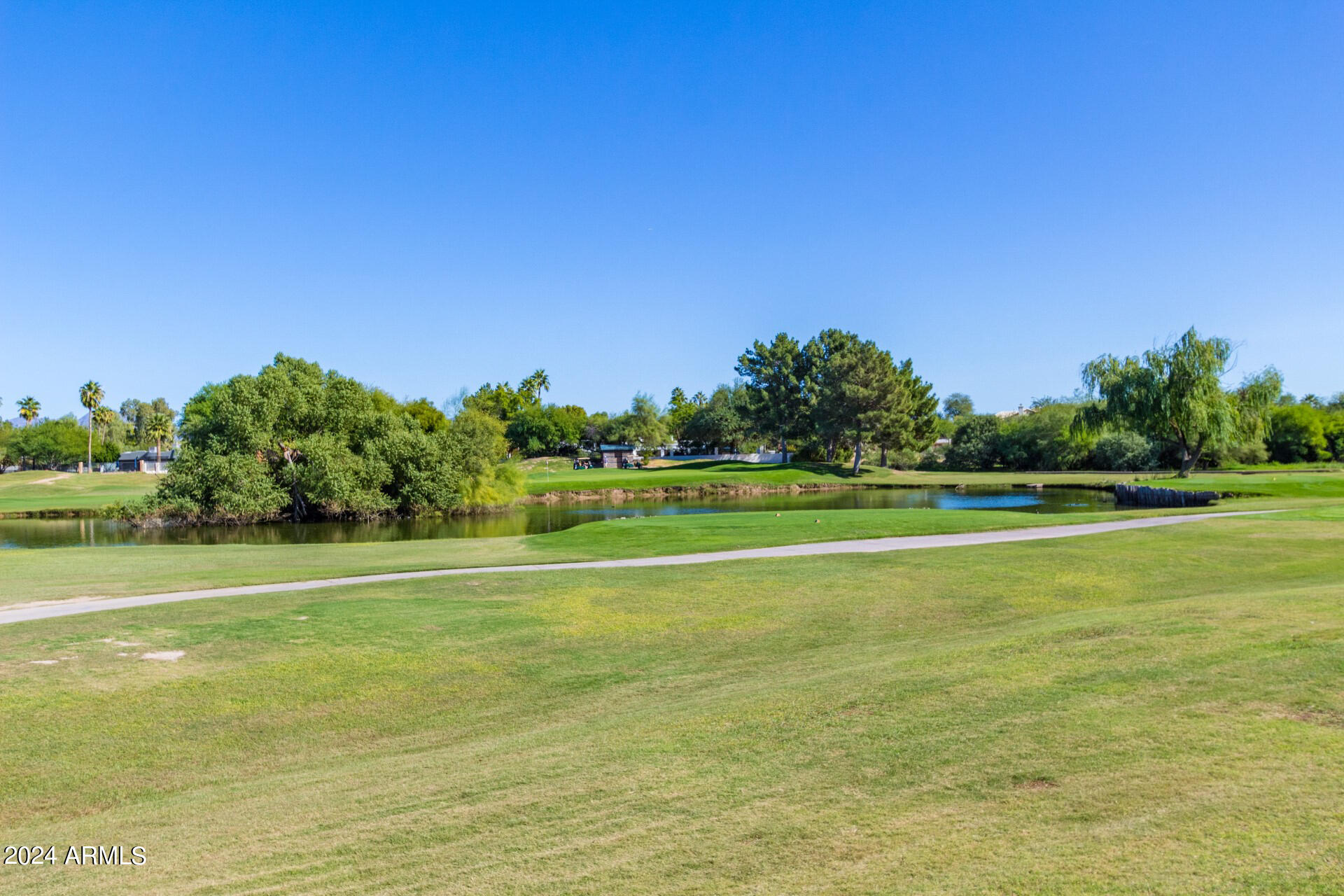 5122 E SHEA Boulevard # 2050