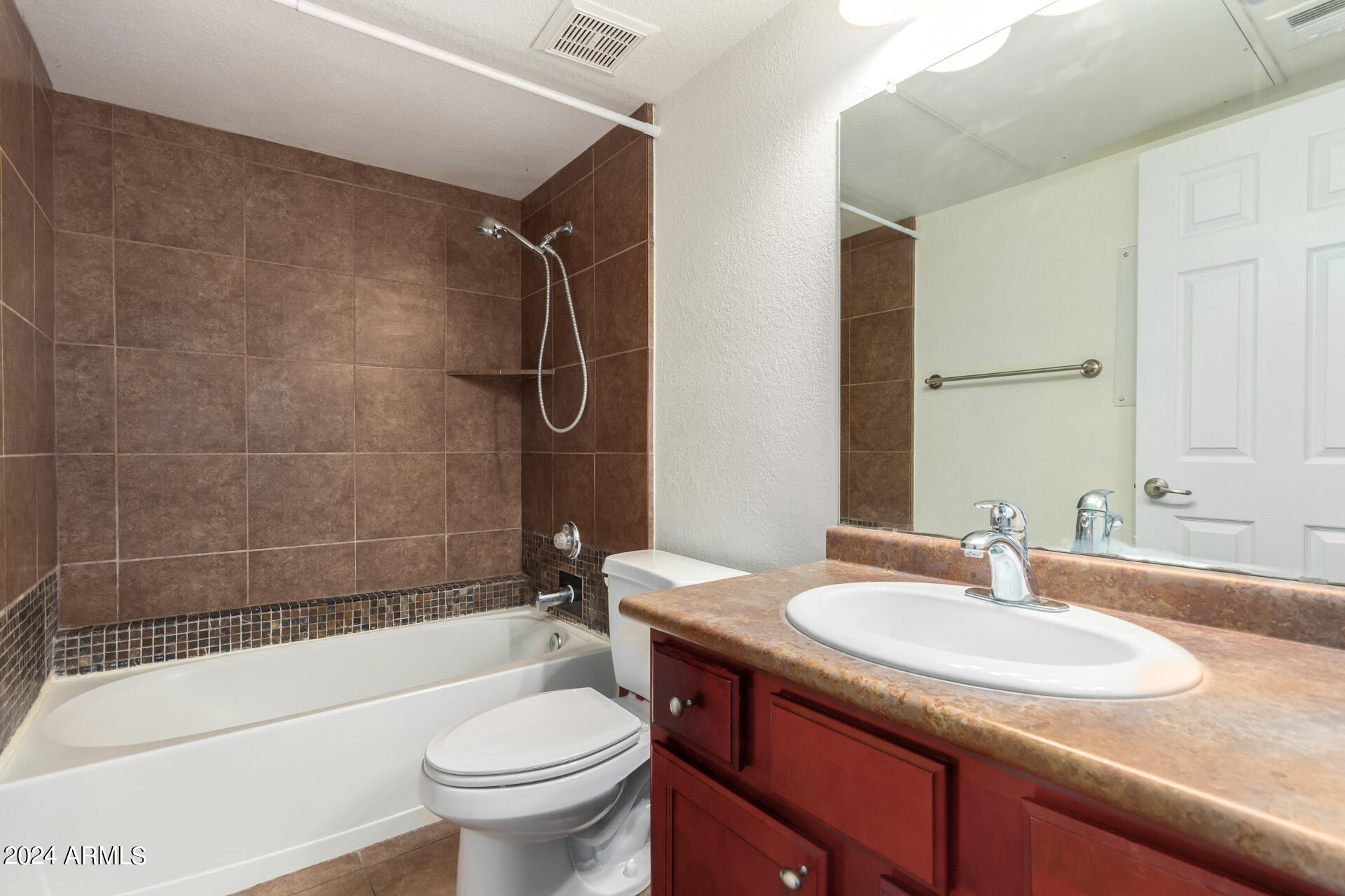 5122 E SHEA Boulevard # 2050