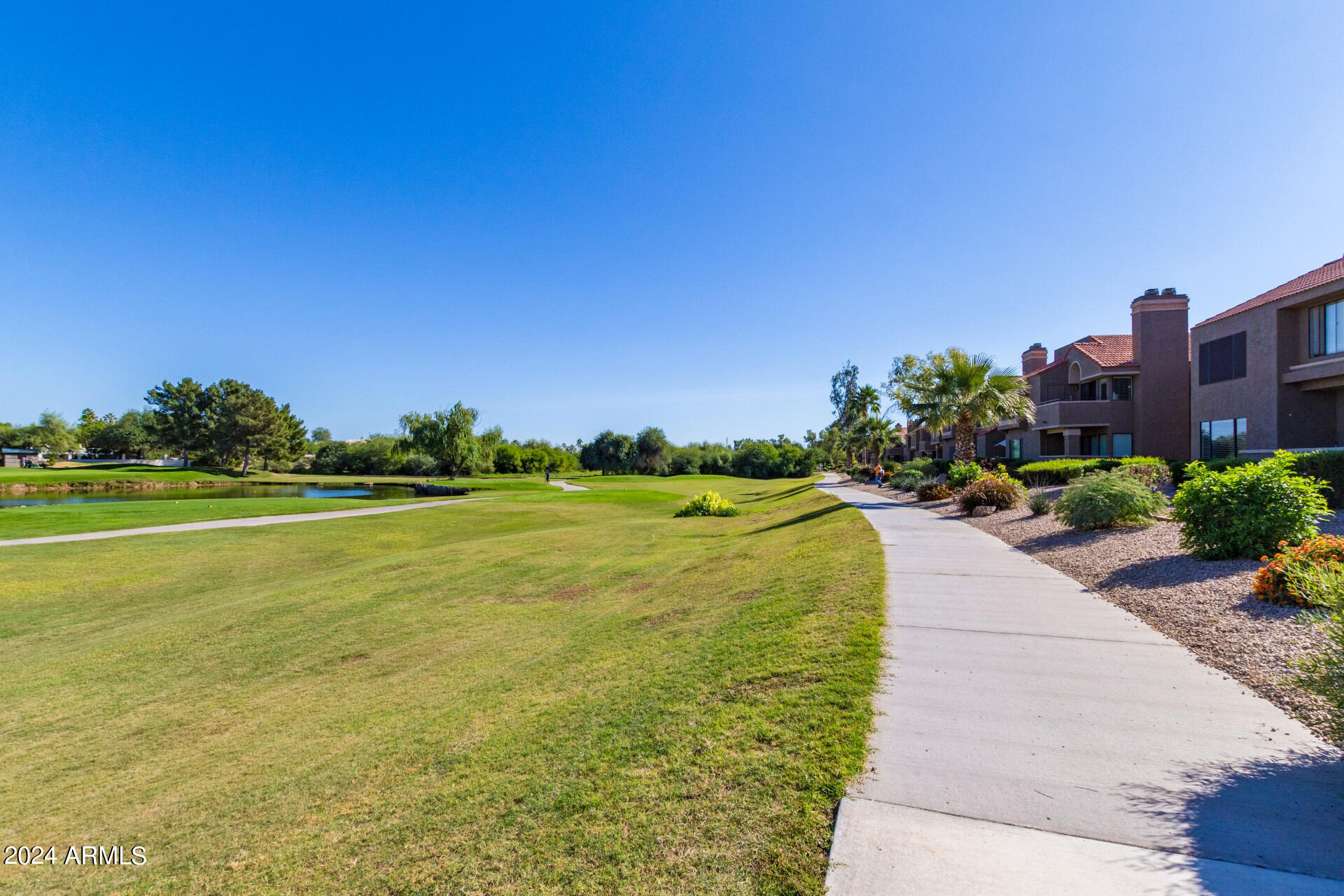 5122 E SHEA Boulevard # 2050