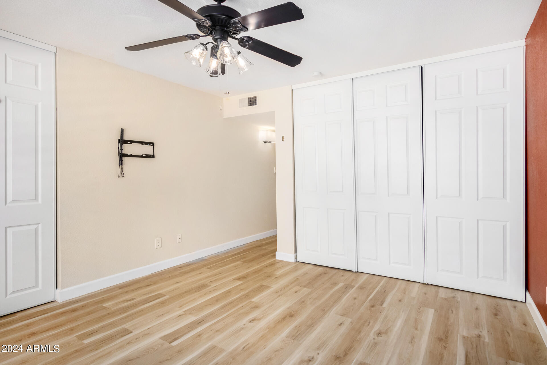 5122 E SHEA Boulevard # 1050