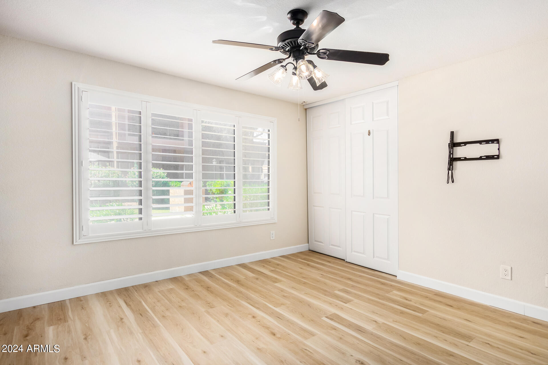 5122 E SHEA Boulevard # 1050