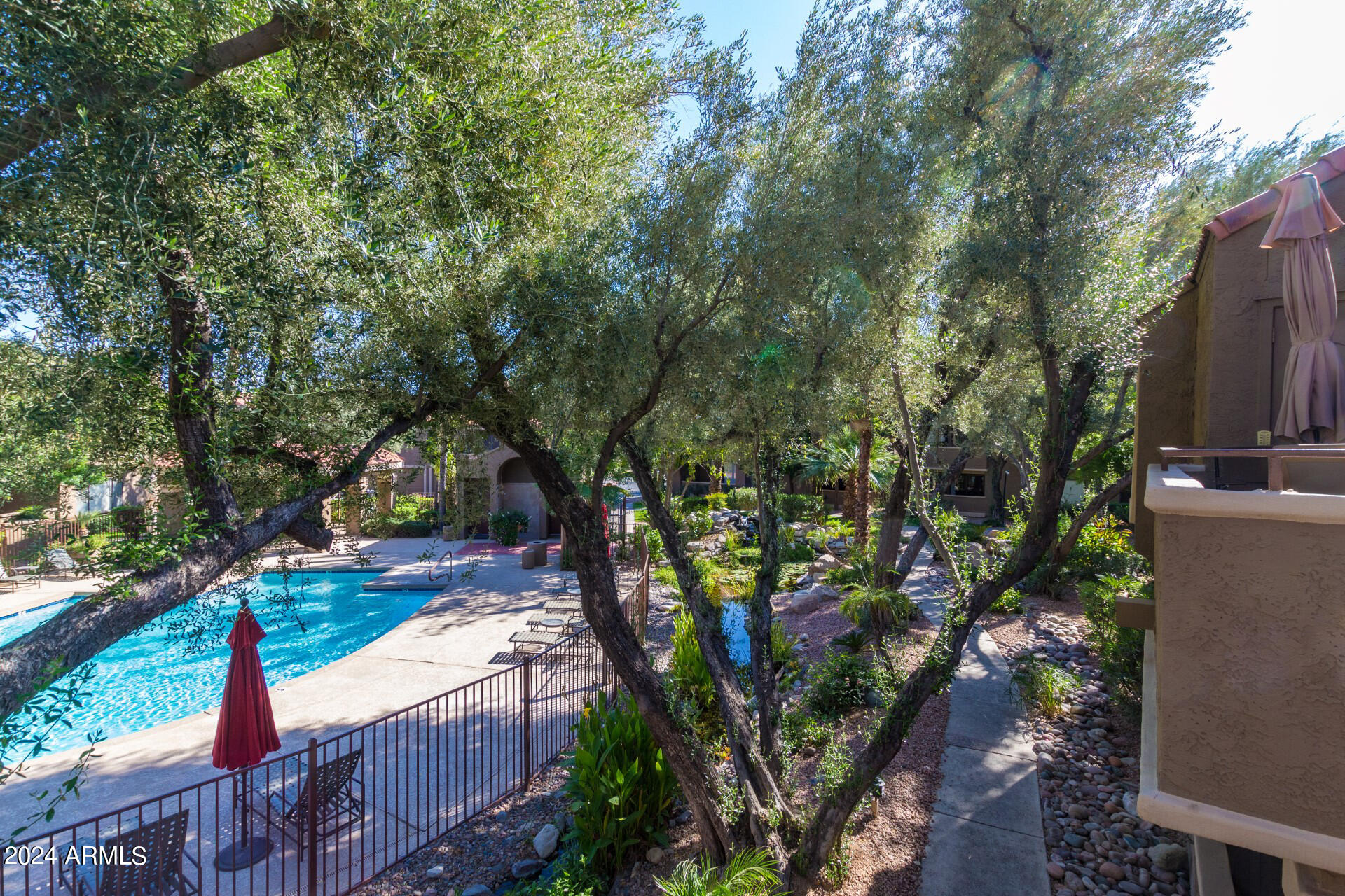 5122 E SHEA Boulevard # 1050