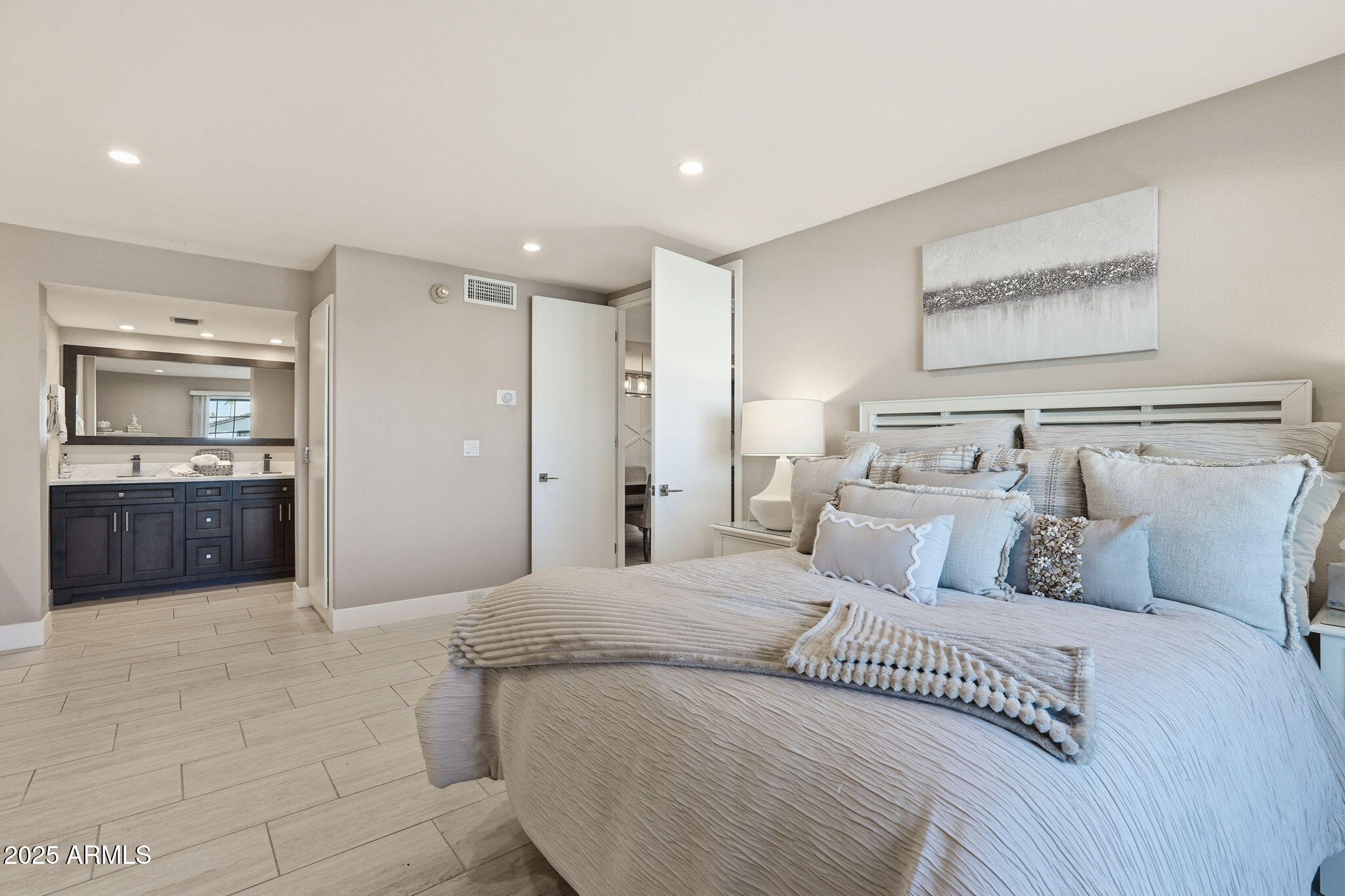7557 N DREAMY DRAW Drive 264