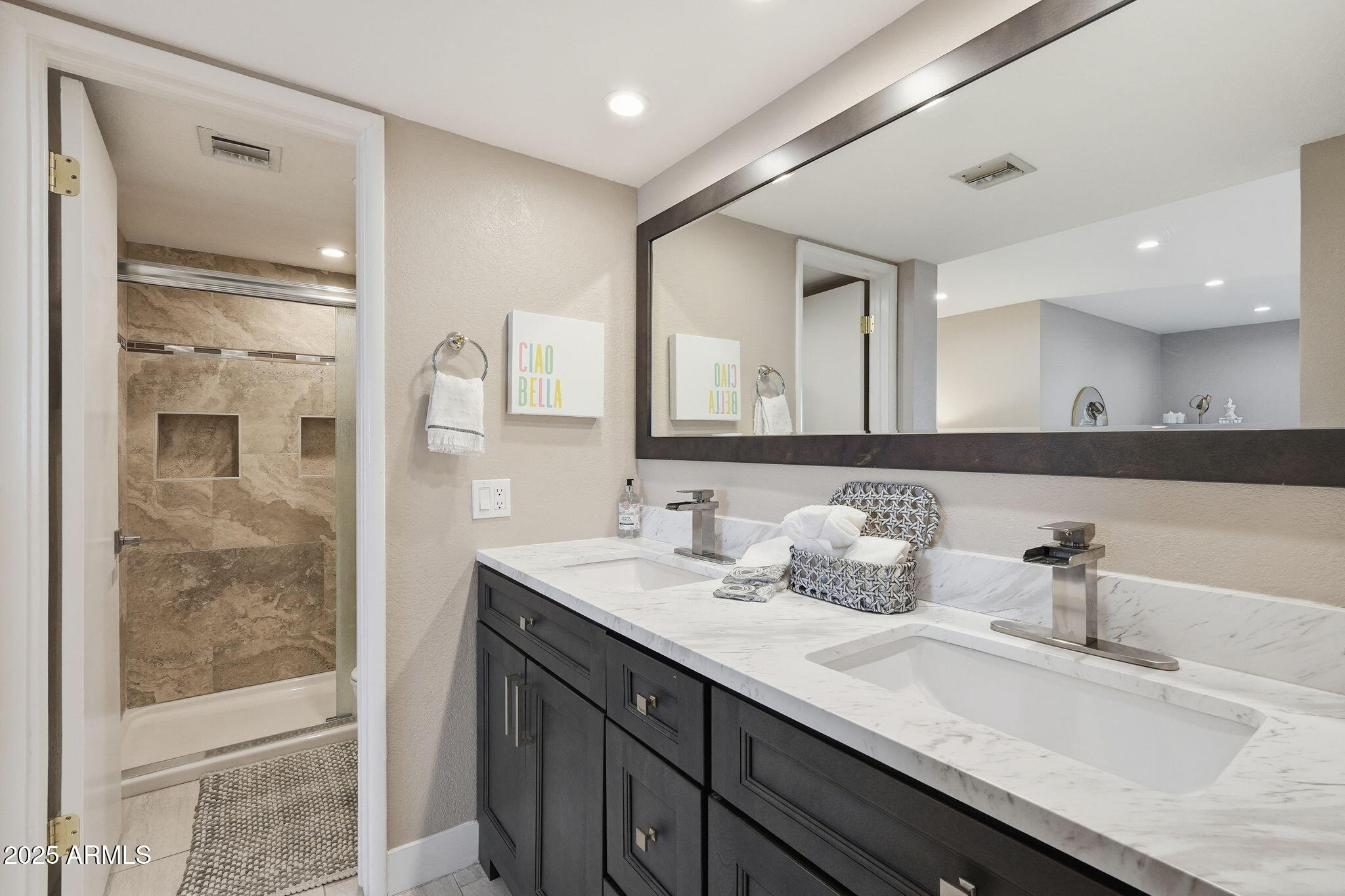 7557 N DREAMY DRAW Drive 264