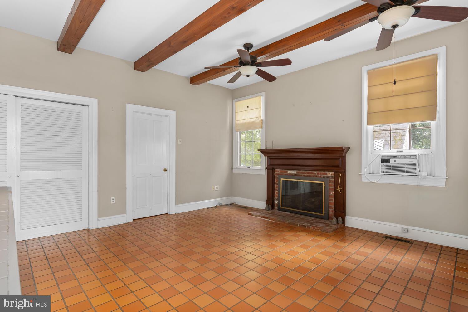 28923 ISLAND CREEK ROAD