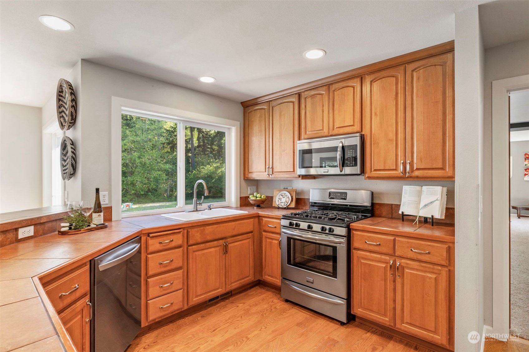 23442 Guinness Place NW