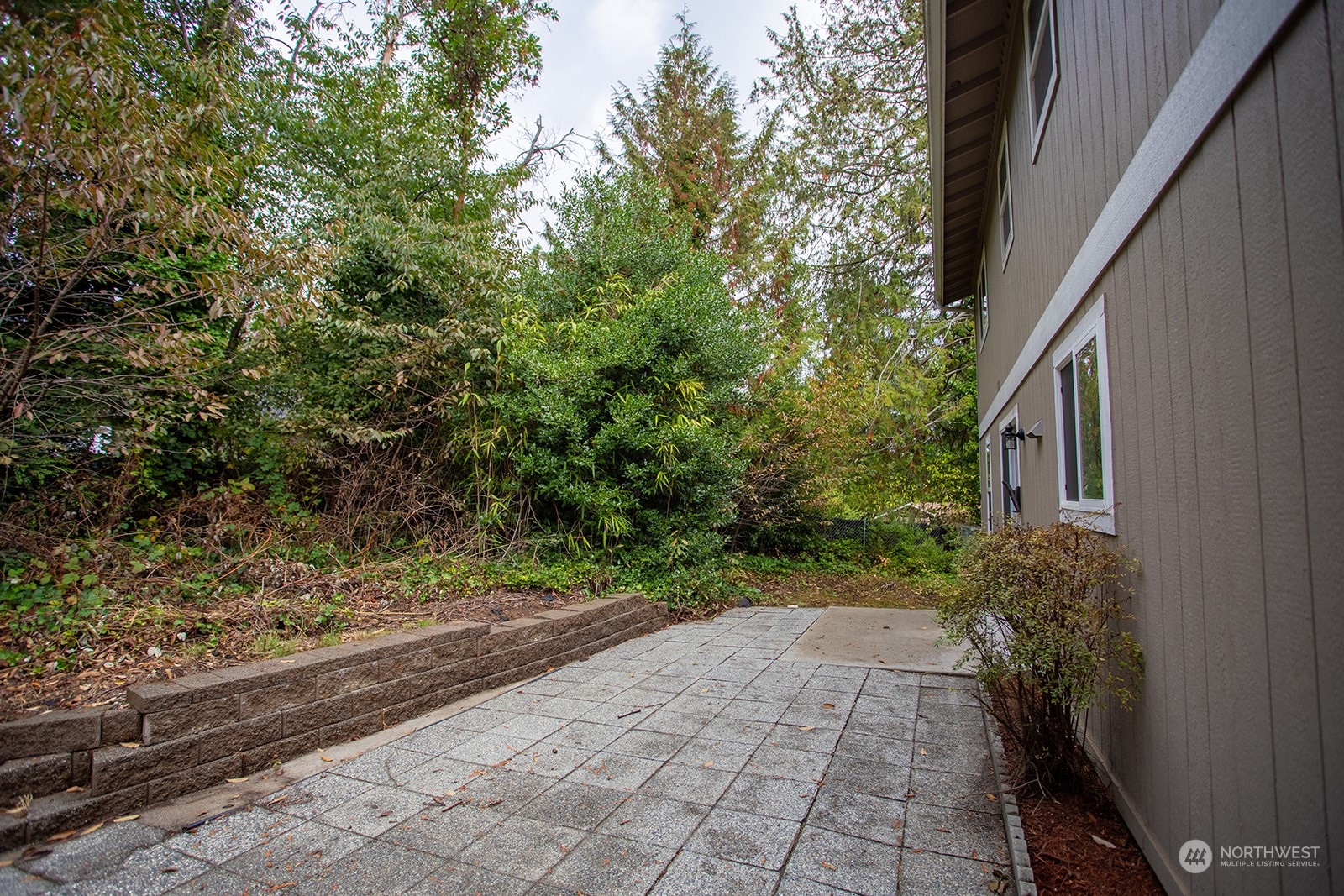 18981 Soundview Boulevard NE