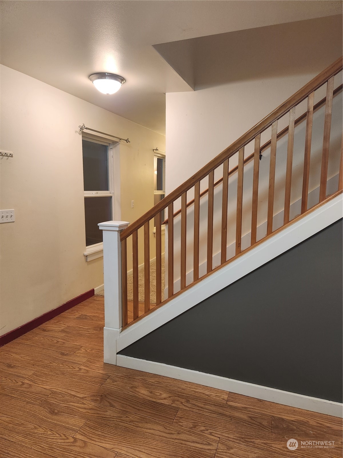 18981 Soundview Boulevard NE