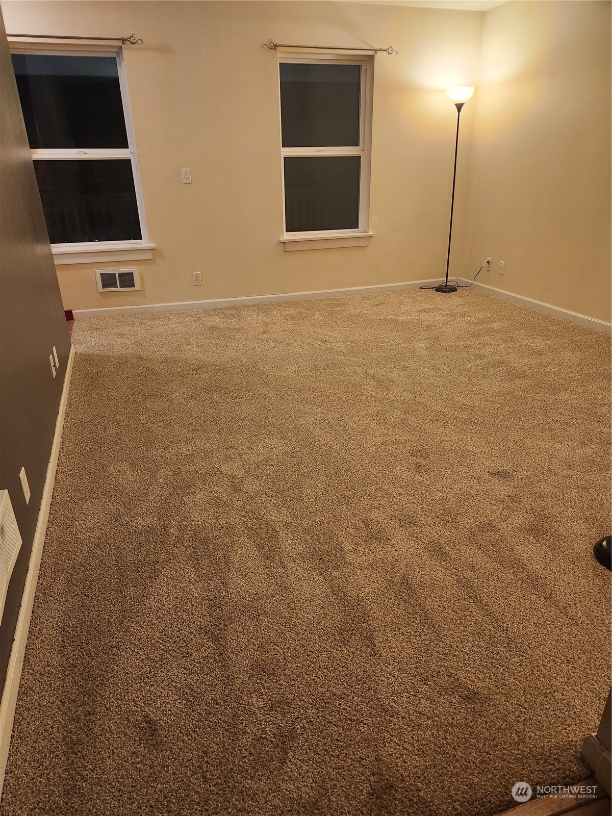 18981 Soundview Boulevard NE