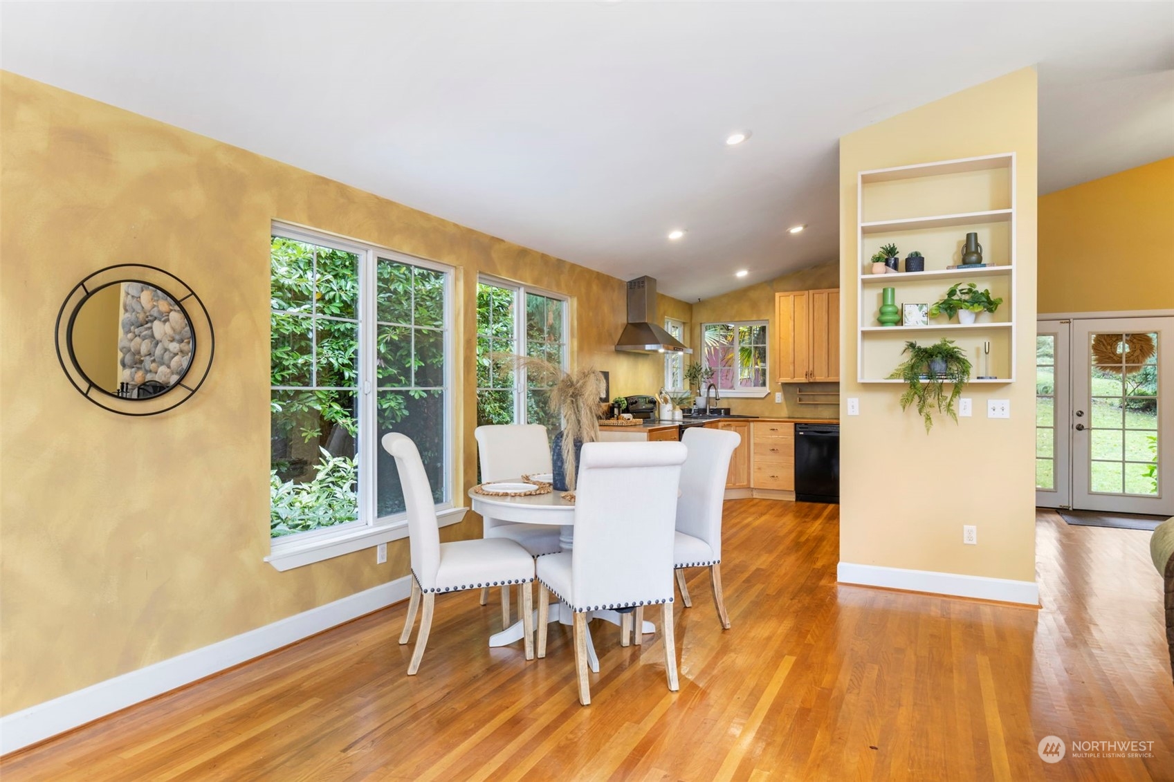 34139 Bridge View Drive NE