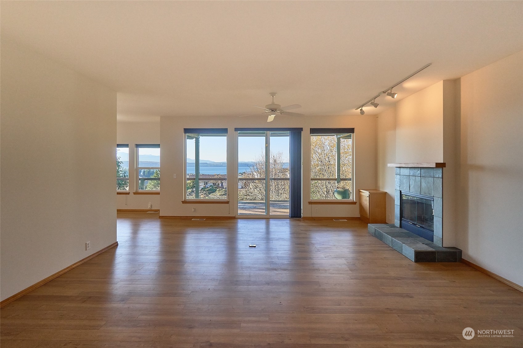 37730 Olympic View Rd NE