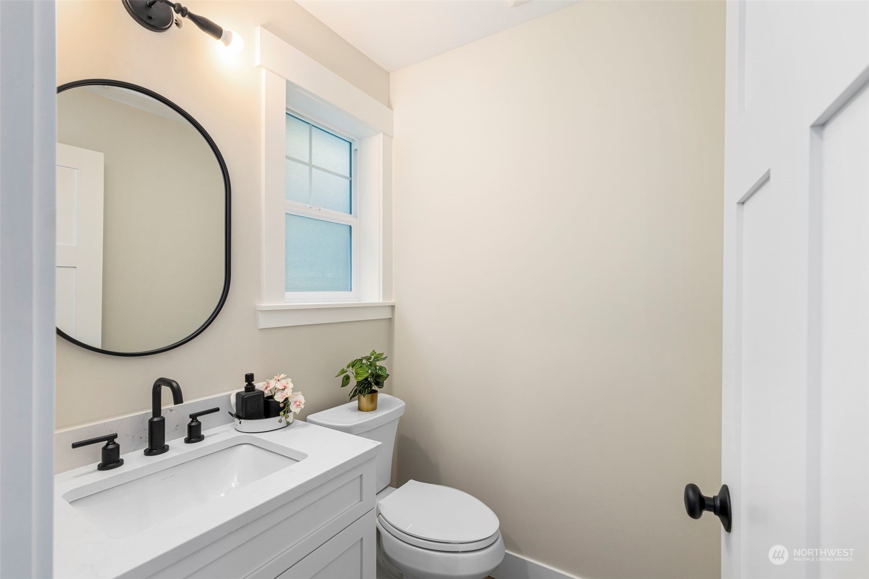 22086 Dewberry Road NE