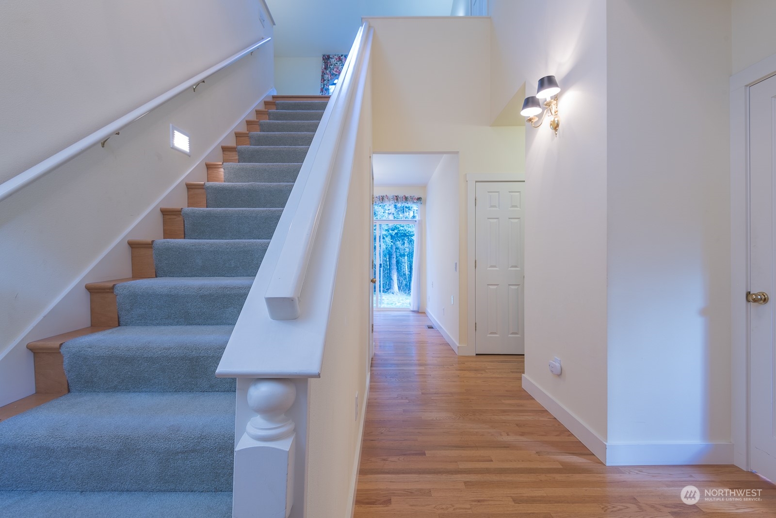 24782 Hillbend Lane NE