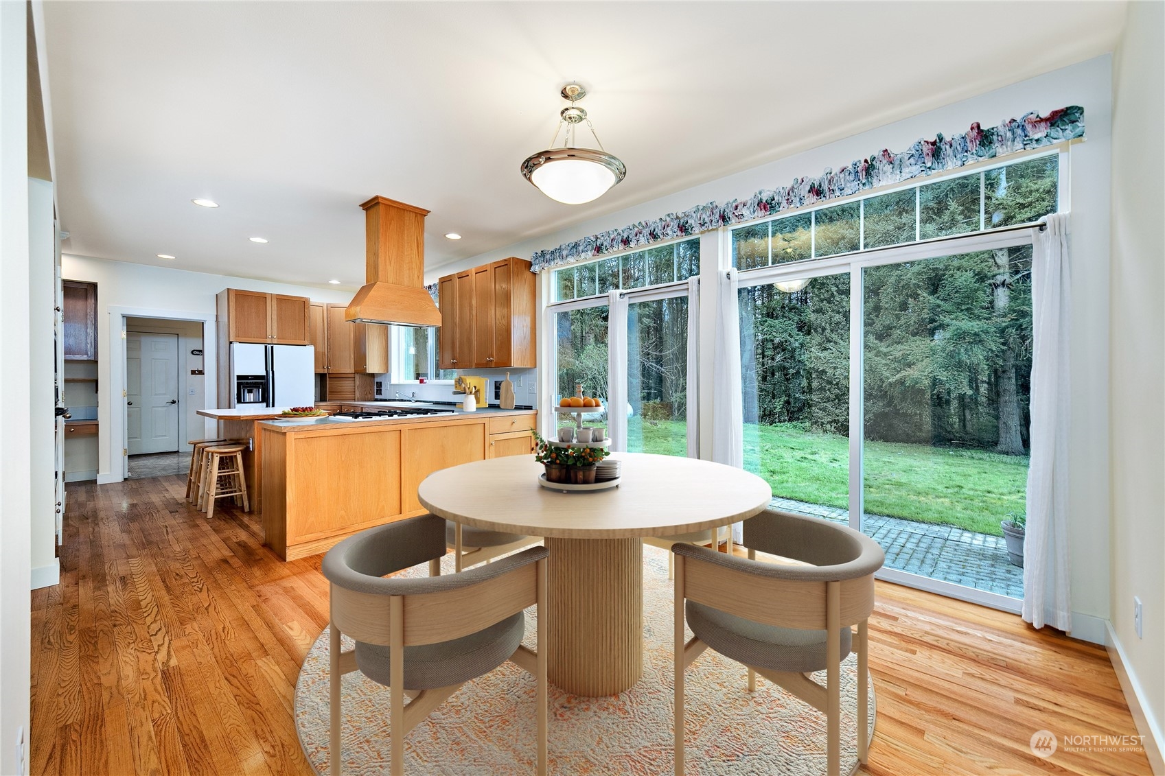 24782 Hillbend Lane NE