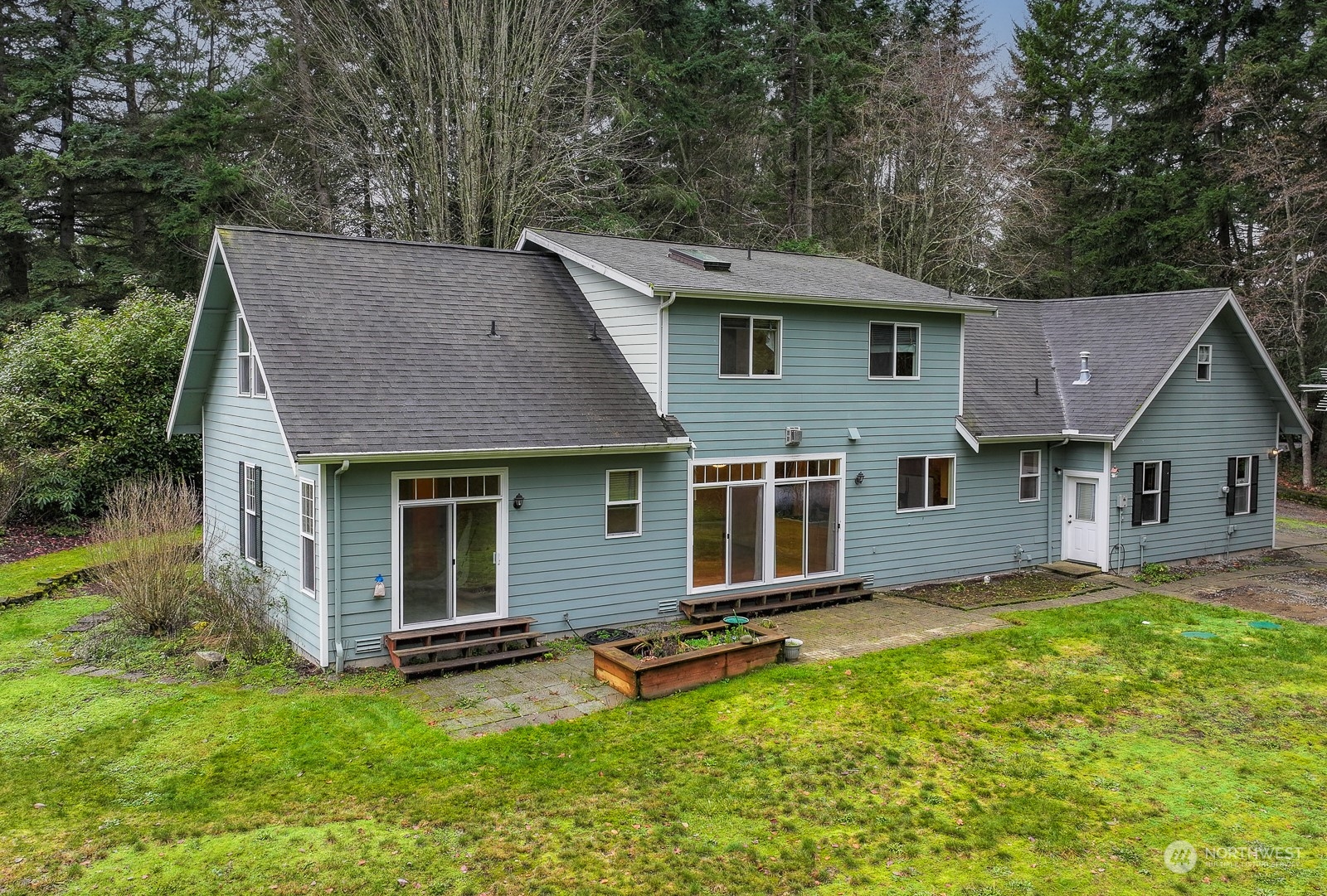 24782 Hillbend Lane NE