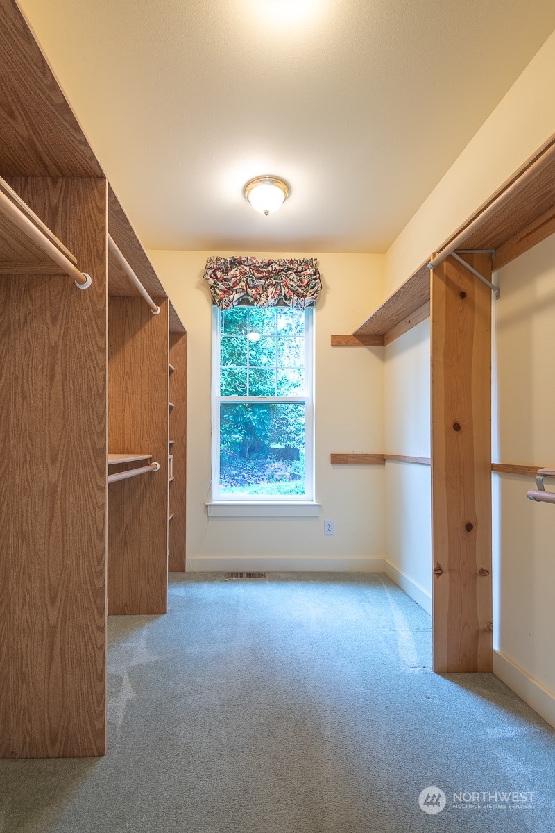 24782 Hillbend Lane NE