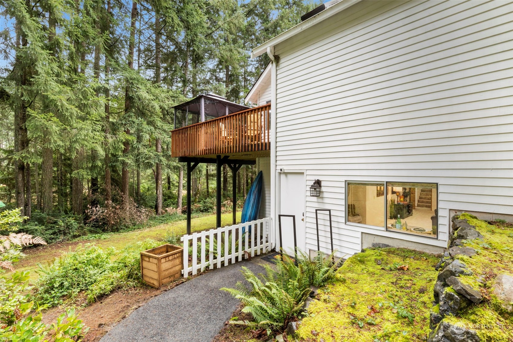 10418 Leeway Avenue NW