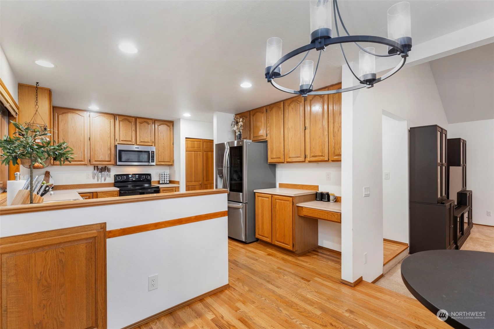 10418 Leeway Avenue NW