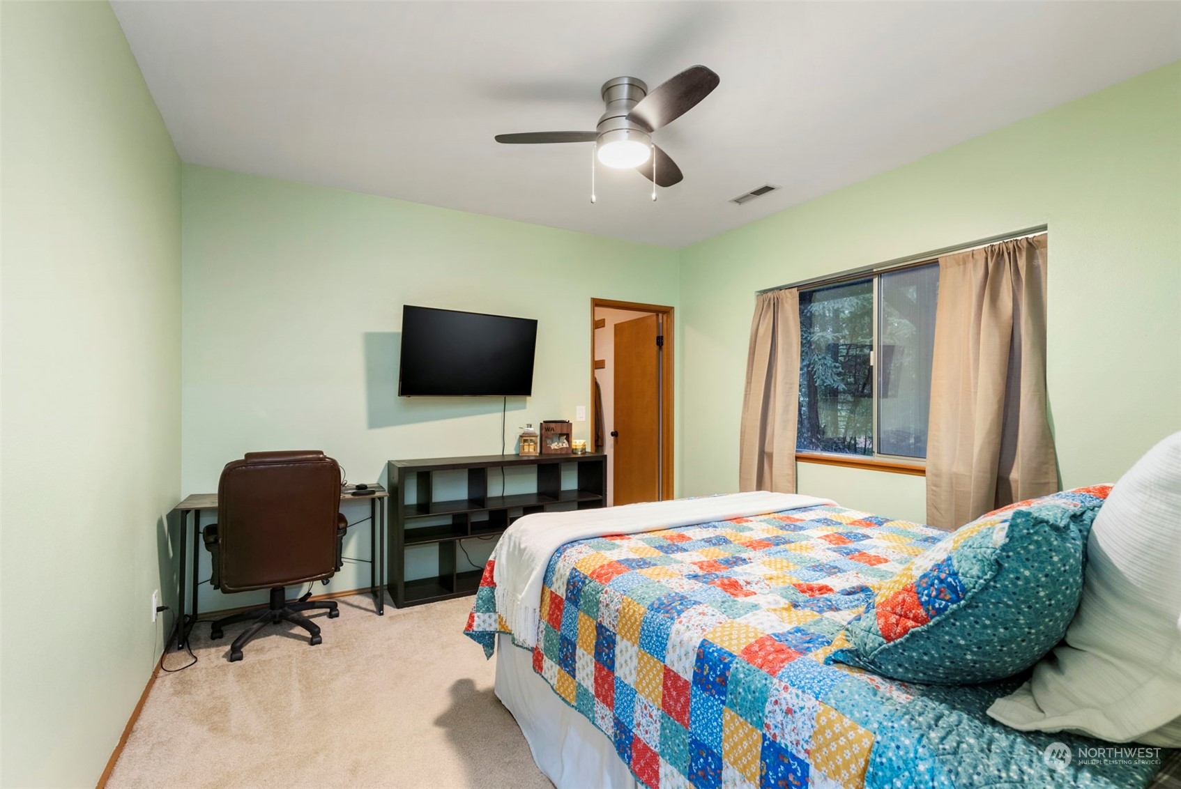 10418 Leeway Avenue NW