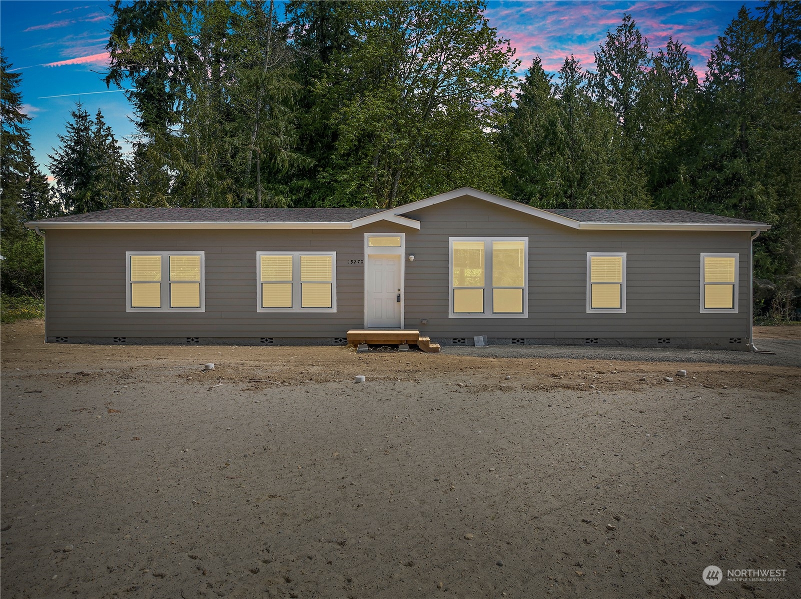 19270 Division Avenue NE