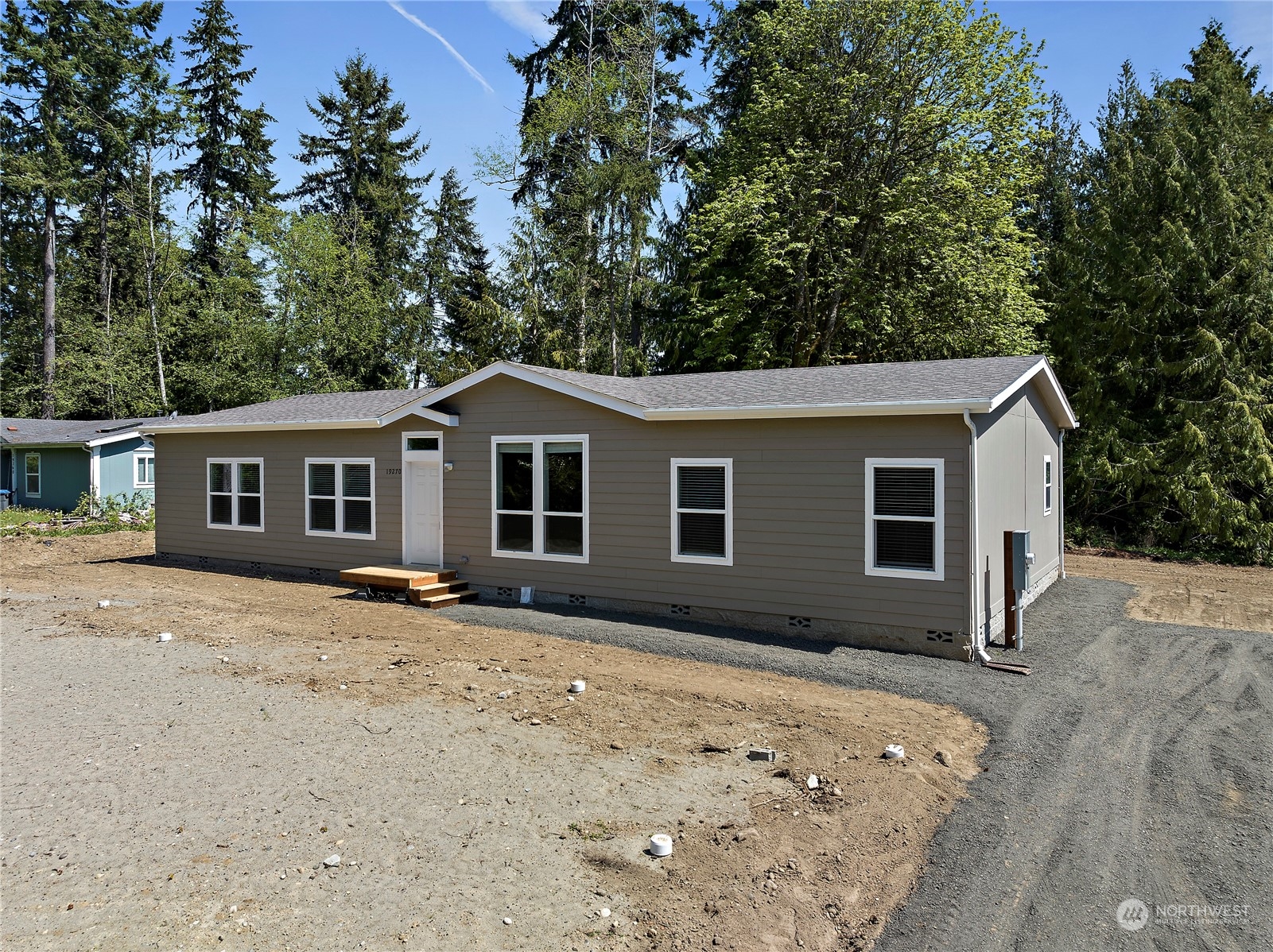 19270 Division Avenue NE