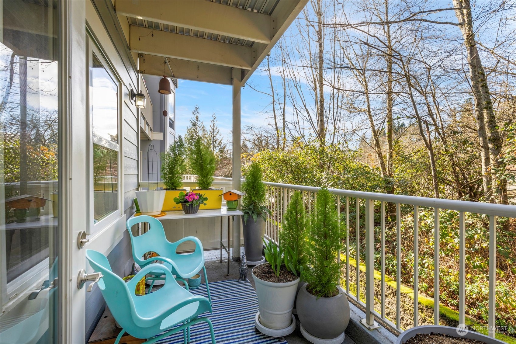 300 NE High School Road Unit: 210