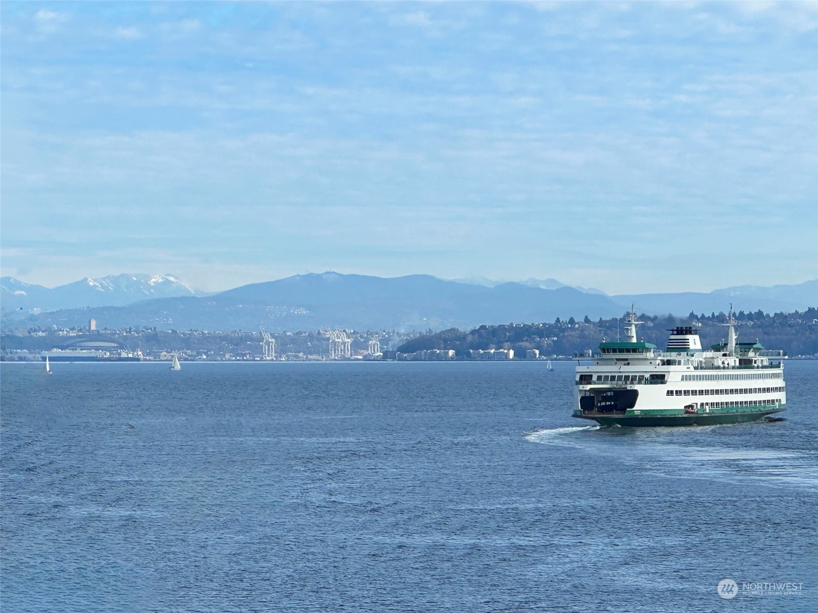 300 NE High School Road Unit: 210