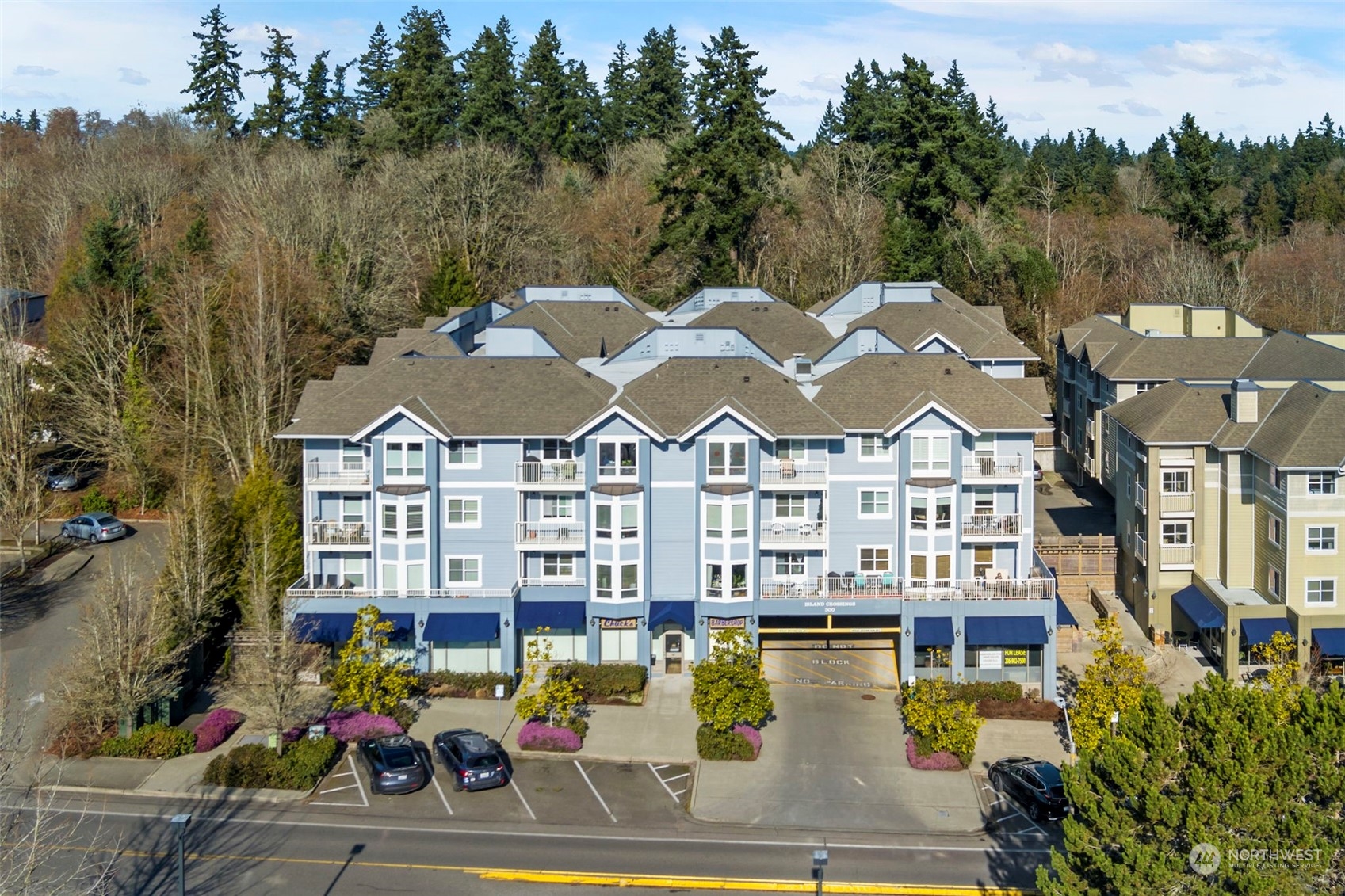 300 NE High School Road Unit: 210