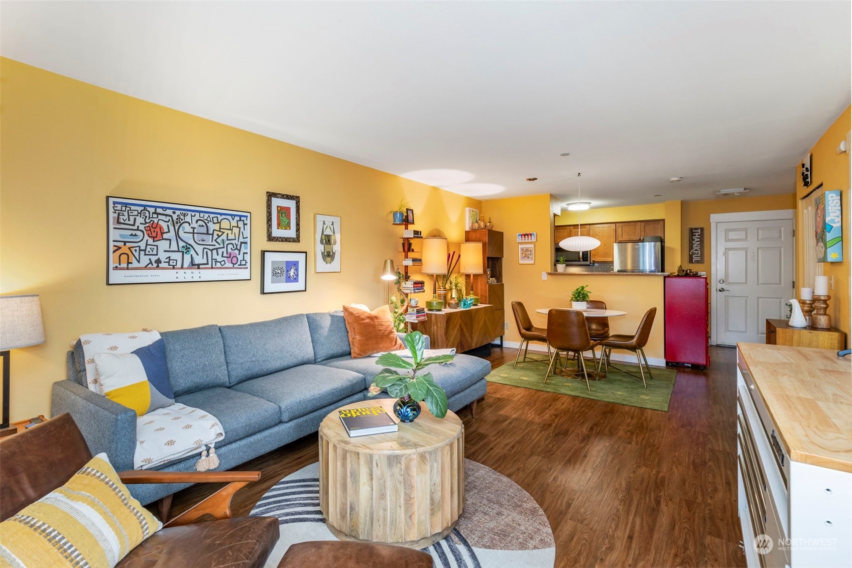 300 NE High School Road Unit: 210