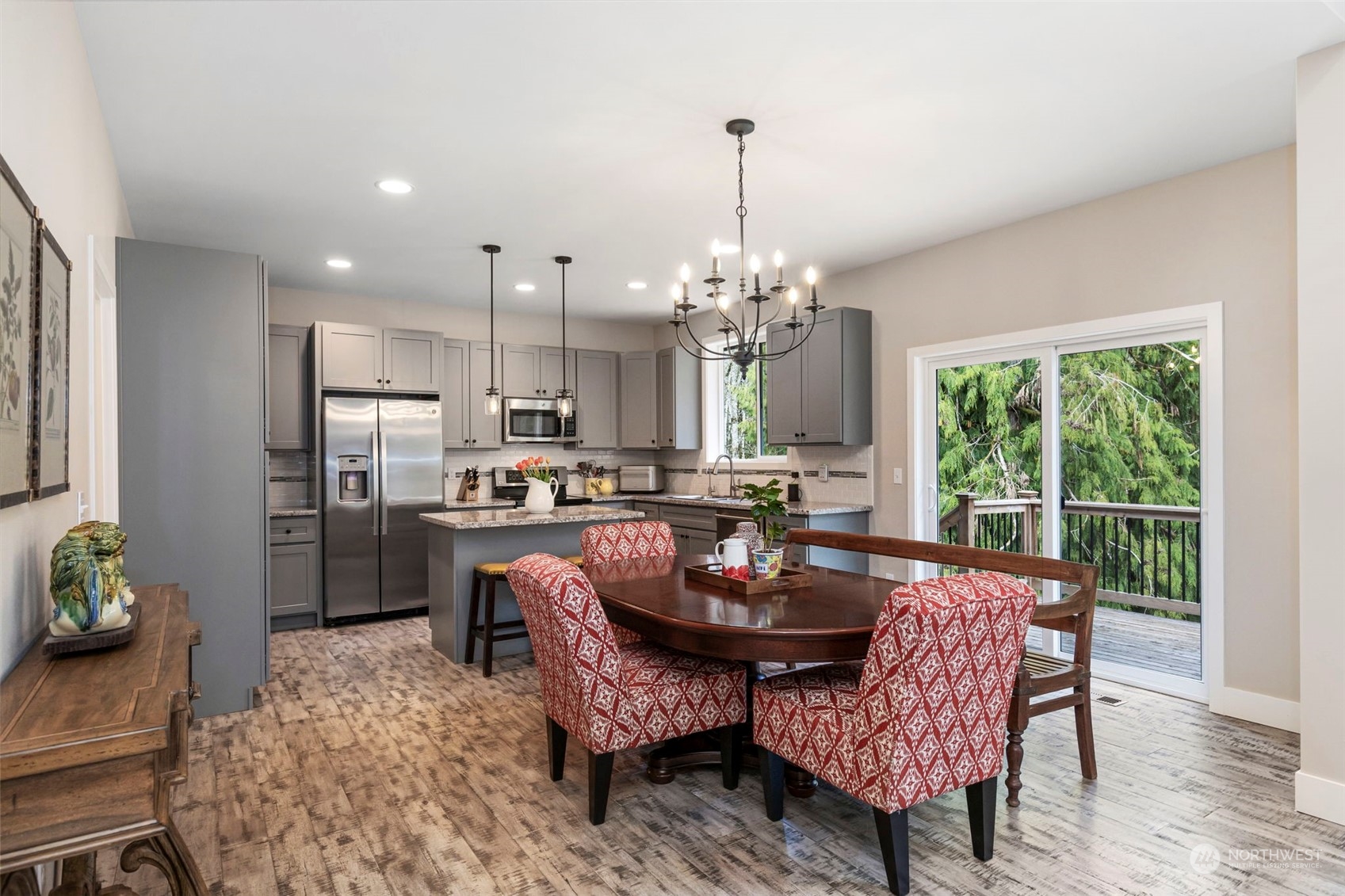 15176 Silverdale Way NW