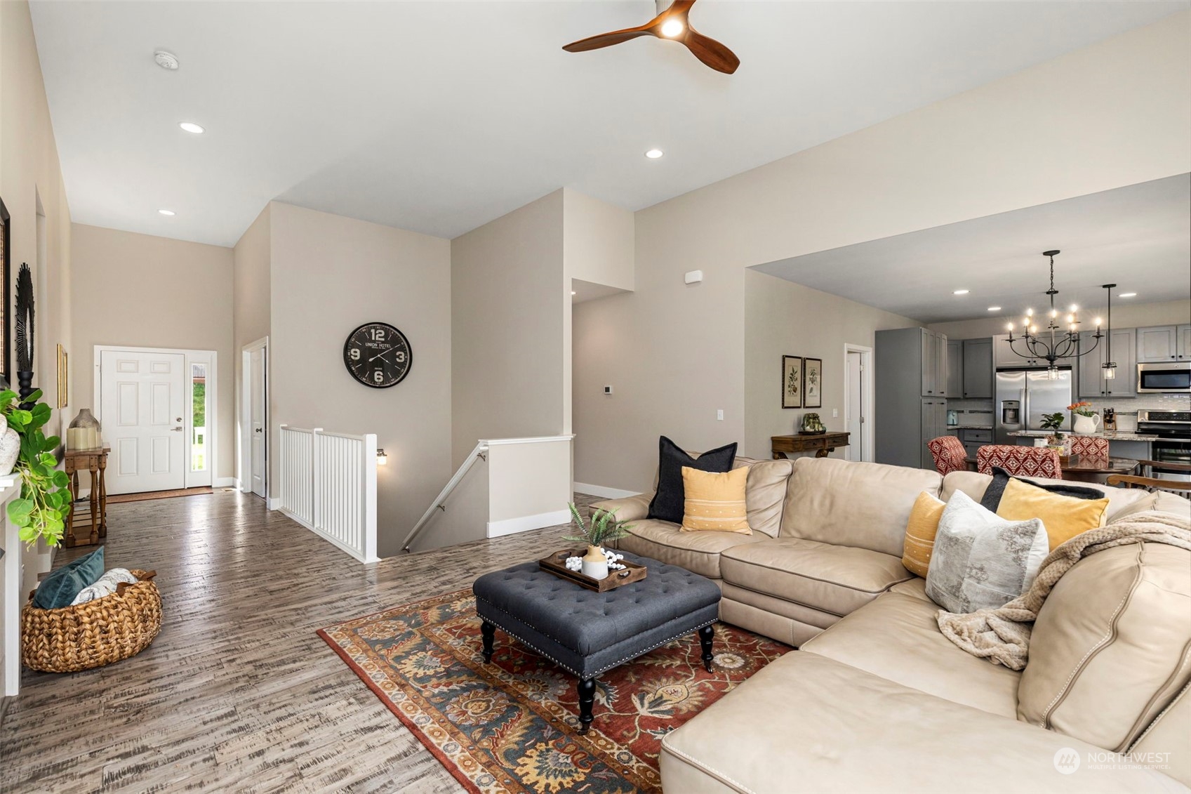 15176 Silverdale Way NW