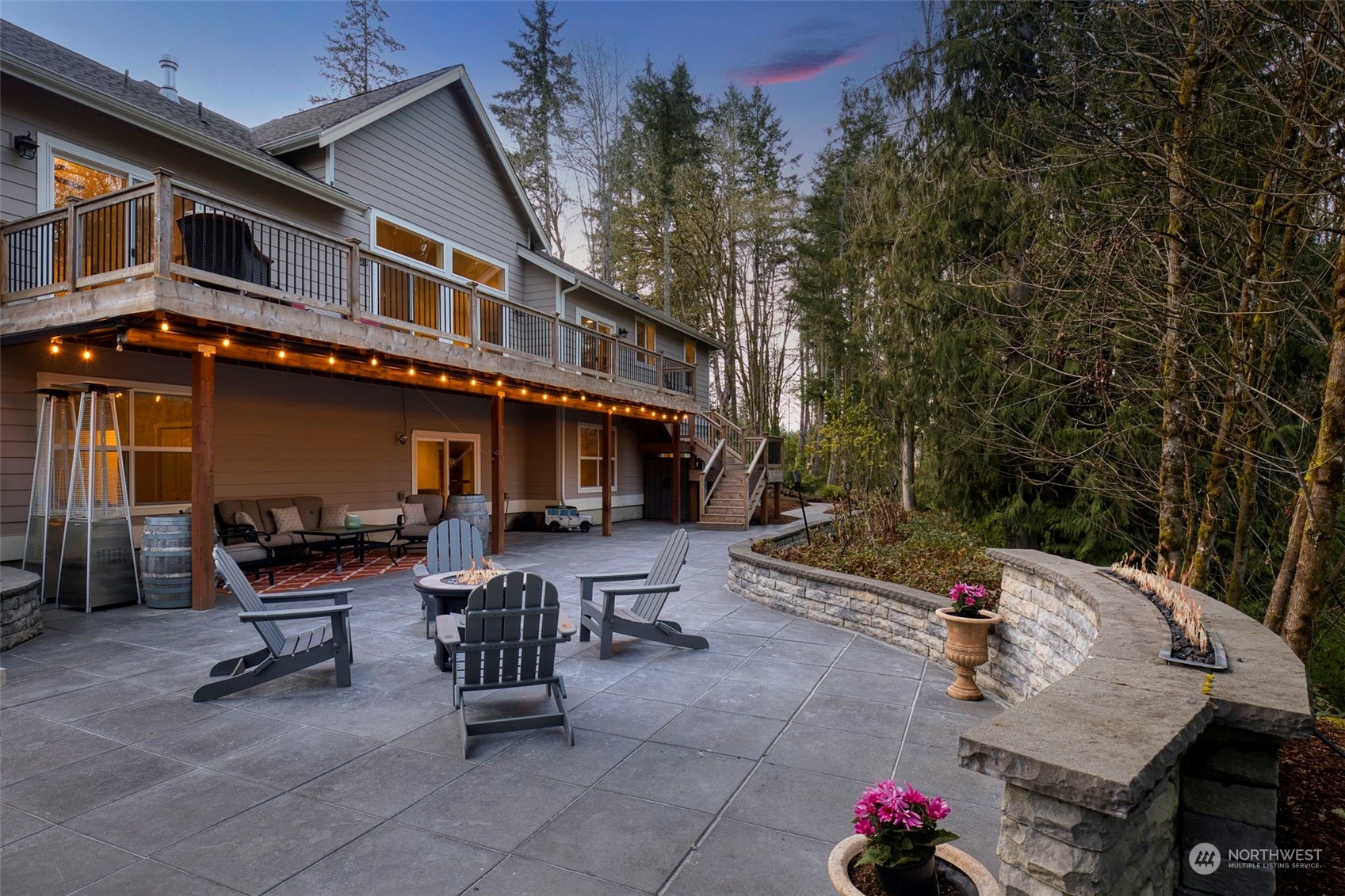 15176 Silverdale Way NW