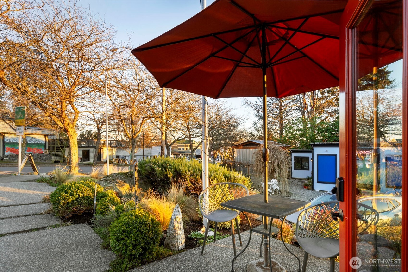 25960 Central Avenue NE