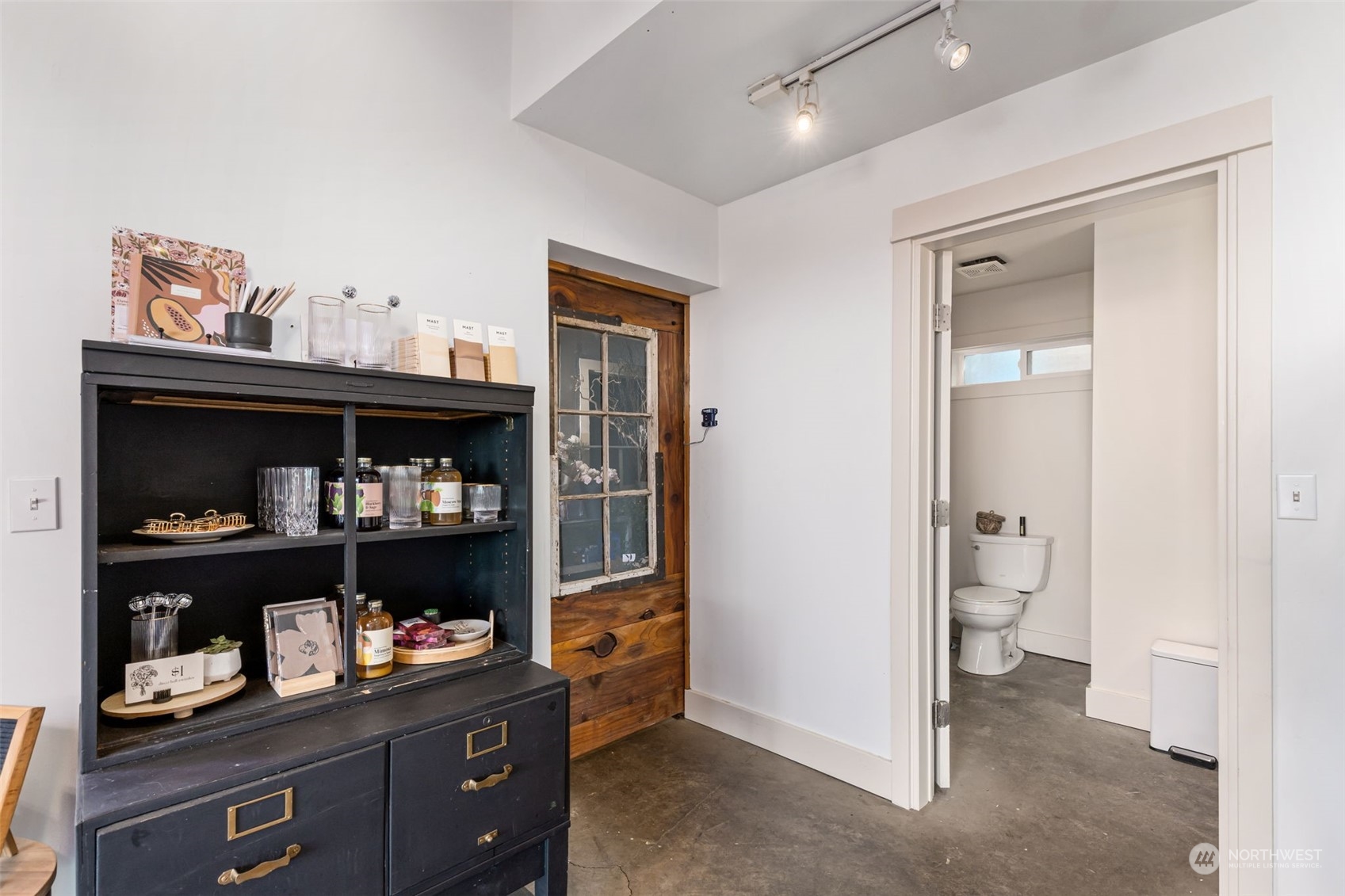 25960 Central Avenue NE