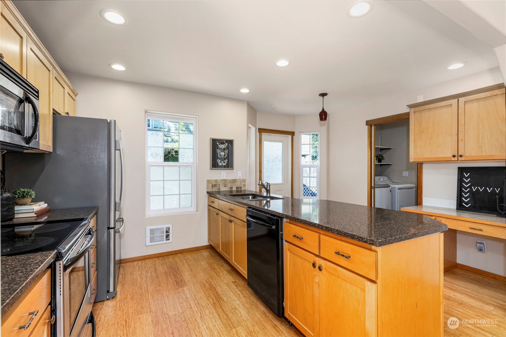 8810 NE Maple Avenue