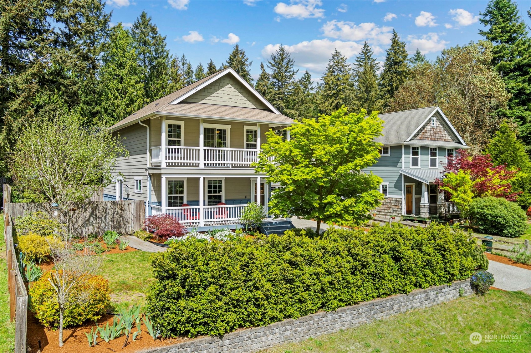 8810 NE Maple Avenue