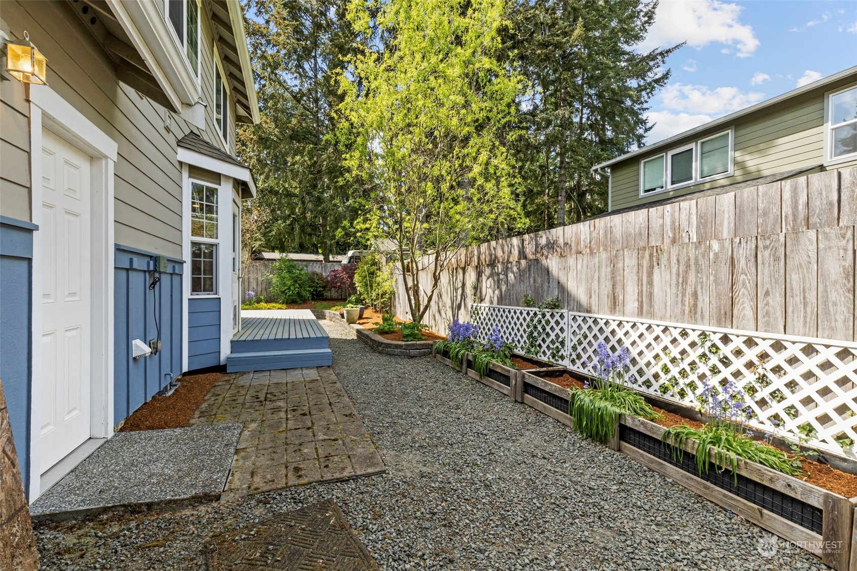 8810 NE Maple Avenue