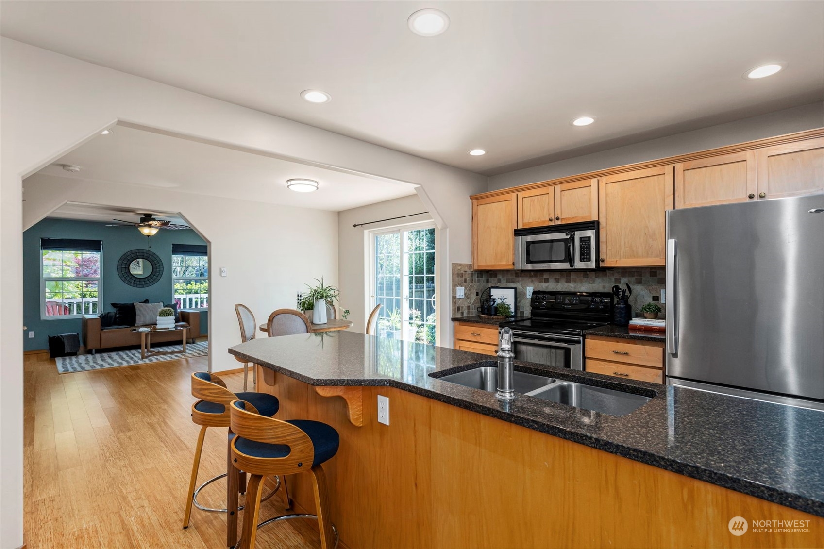 8810 NE Maple Avenue