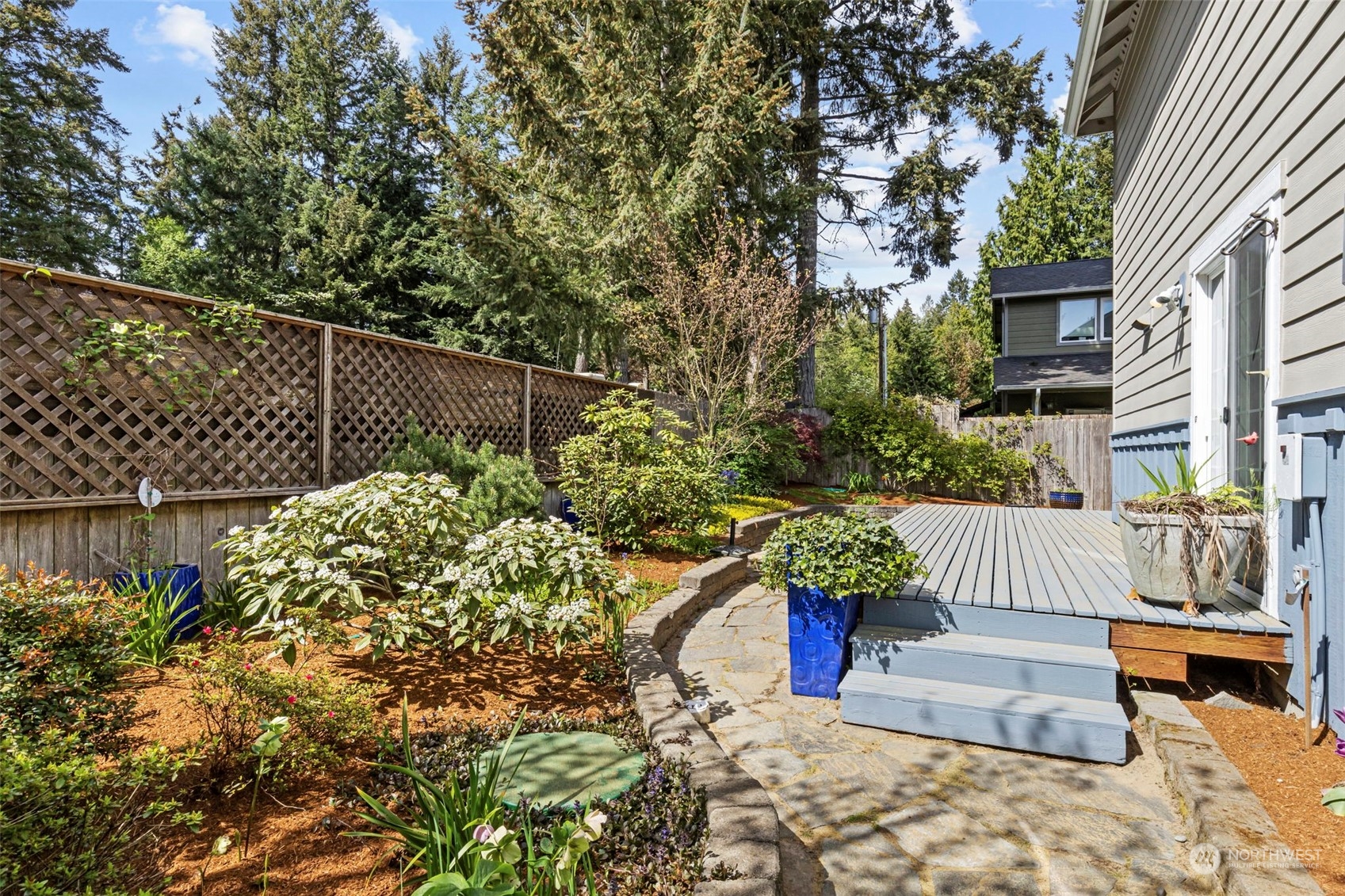 8810 NE Maple Avenue