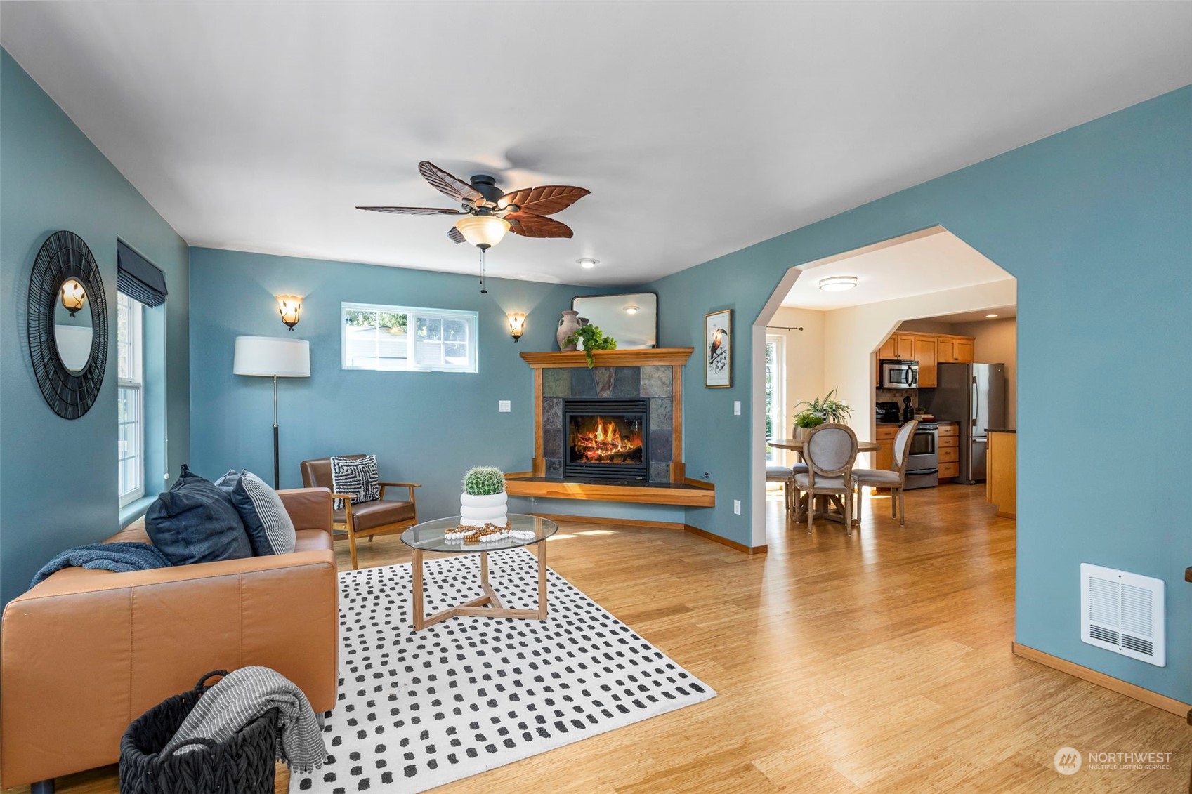 8810 NE Maple Avenue