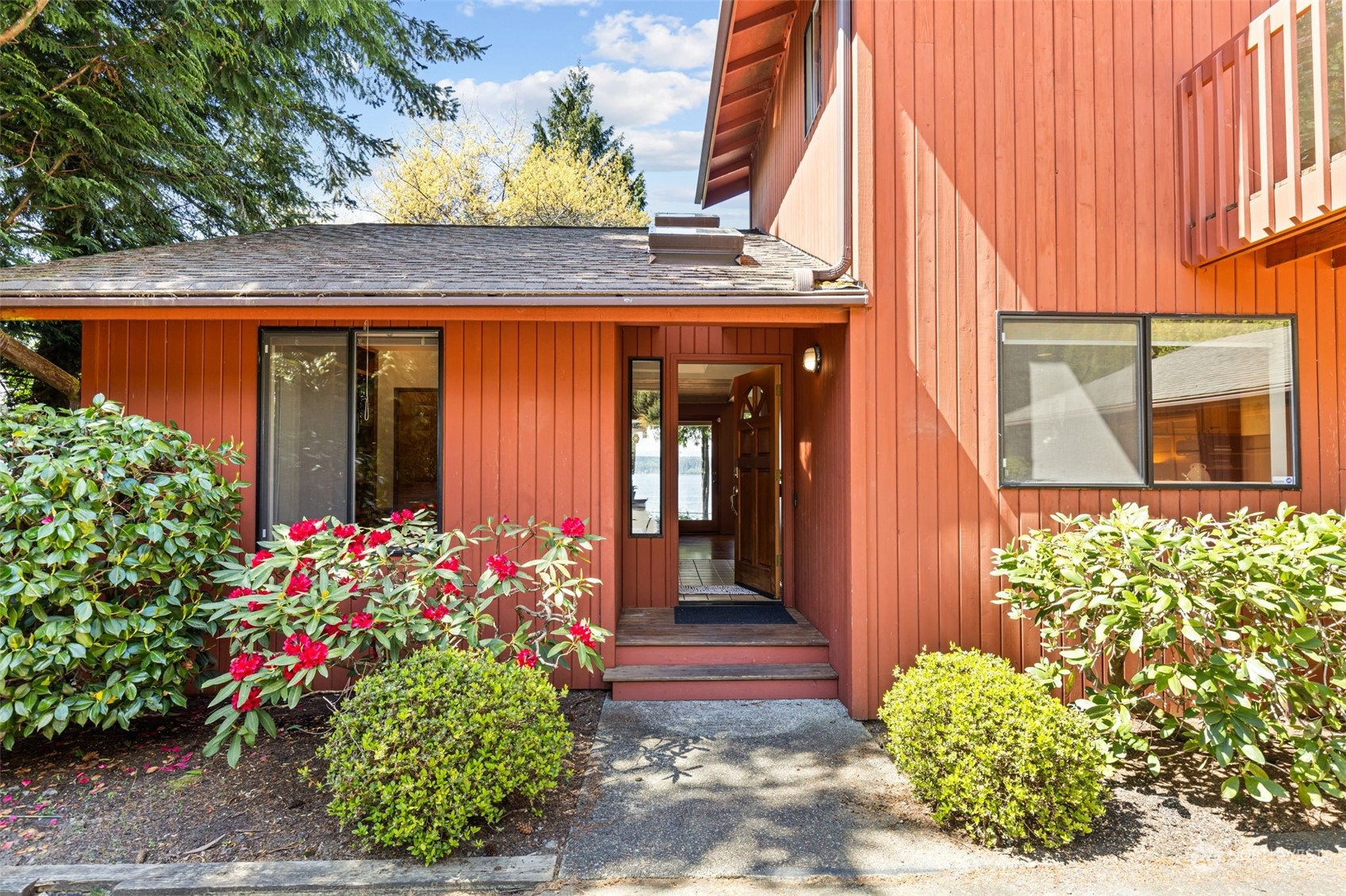 34567 Hood Canal Drive NE