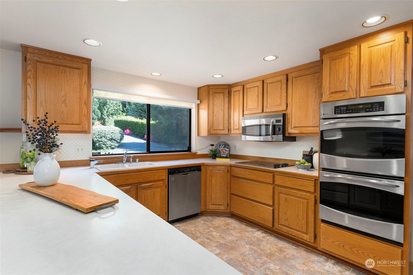 34567 Hood Canal Drive NE