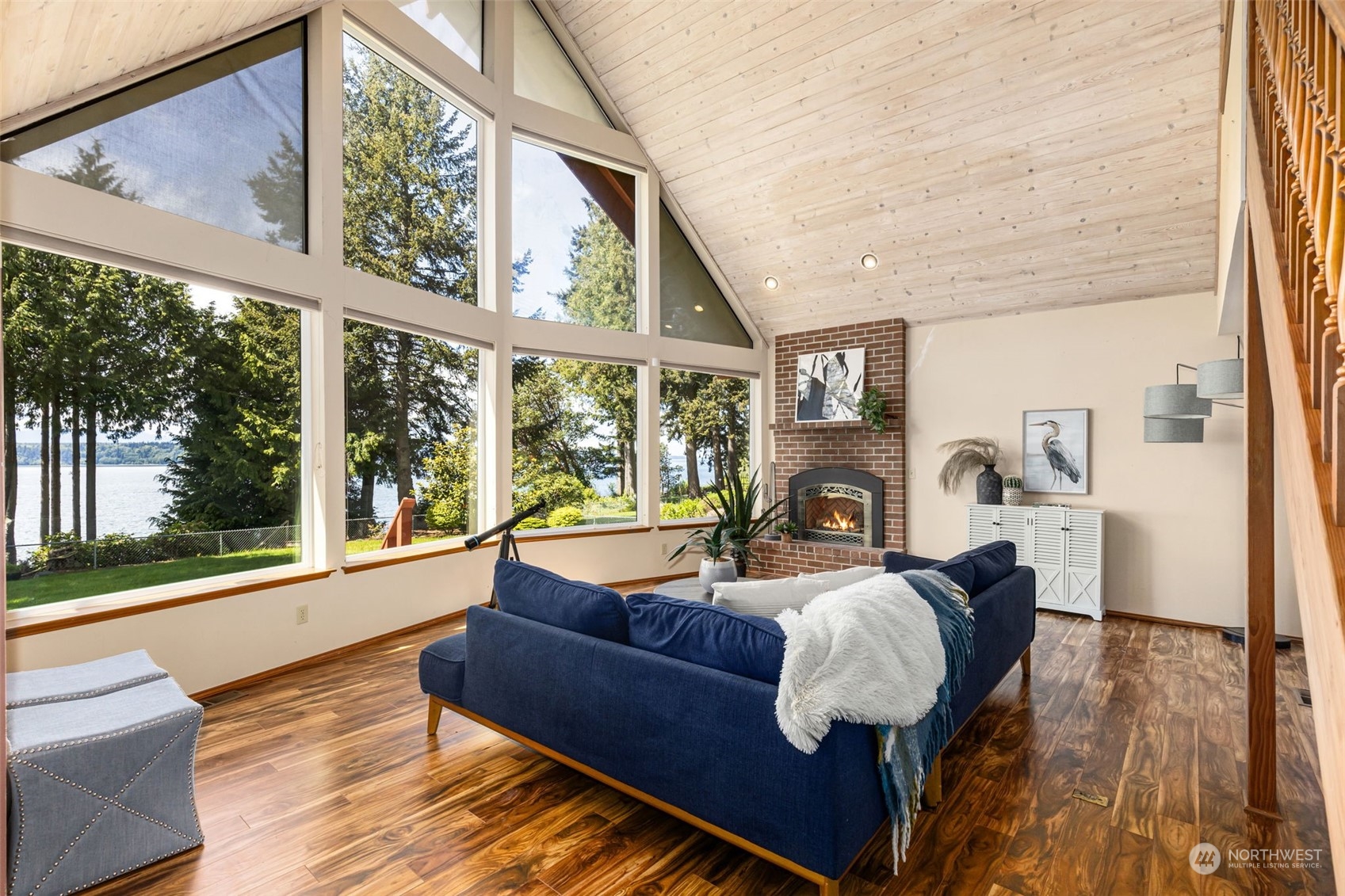 34567 Hood Canal Drive NE