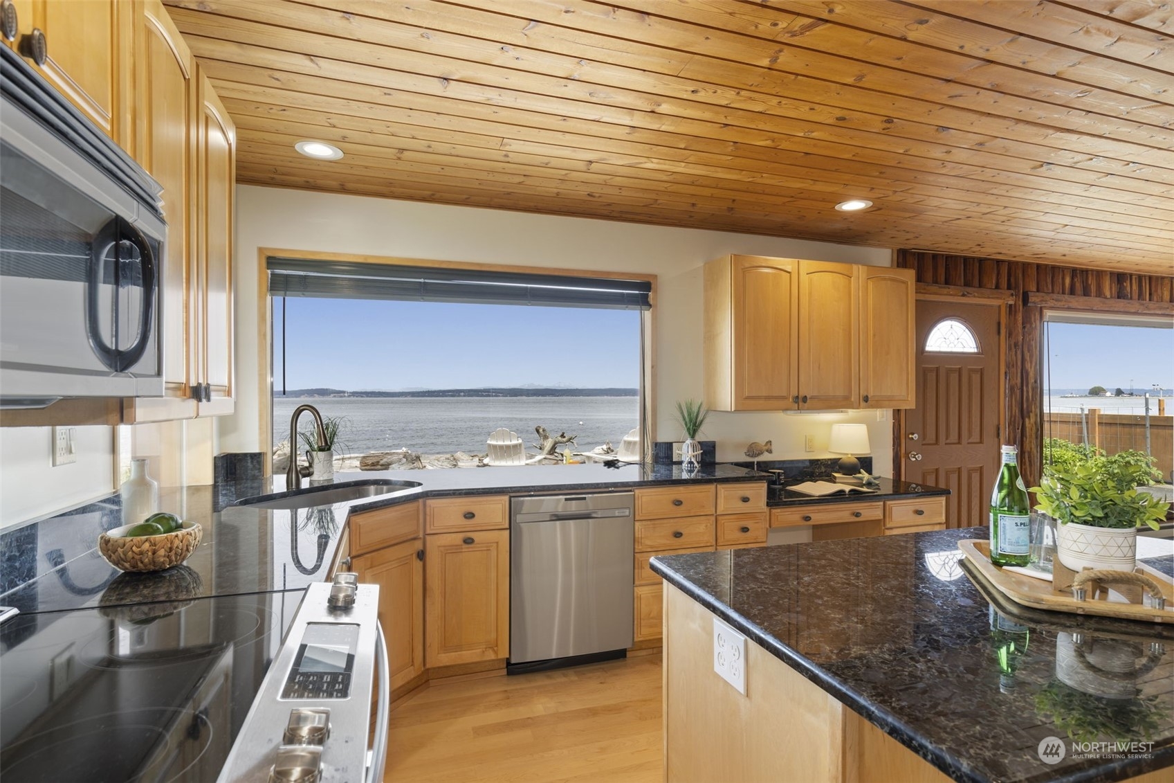 7758 NE Point No Point Road