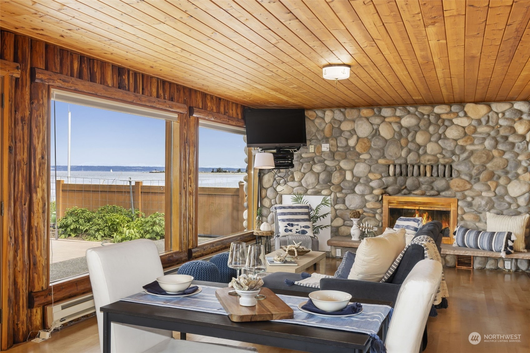 7758 NE Point No Point Road