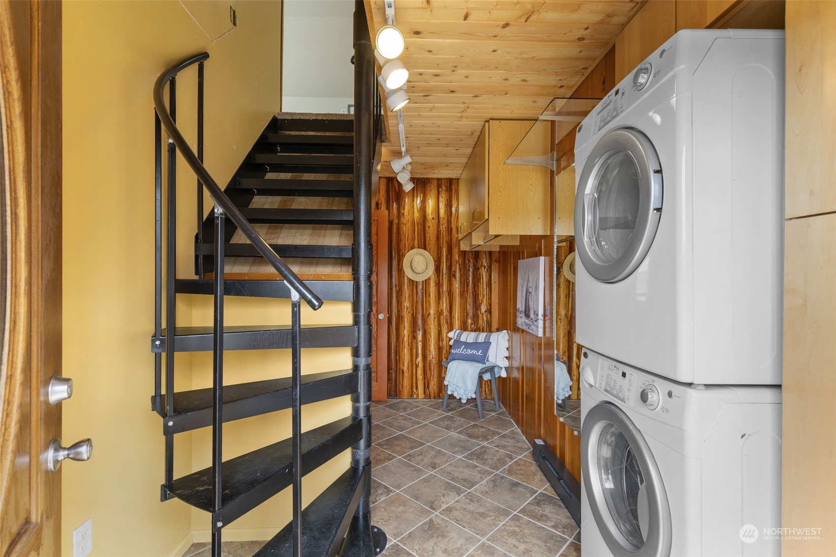 7758 NE Point No Point Road