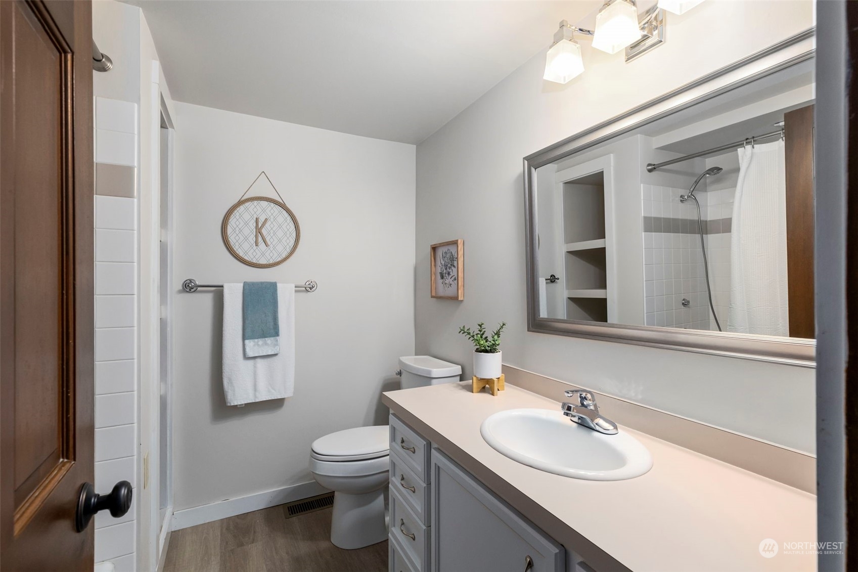 1753 NW Kekamek Drive